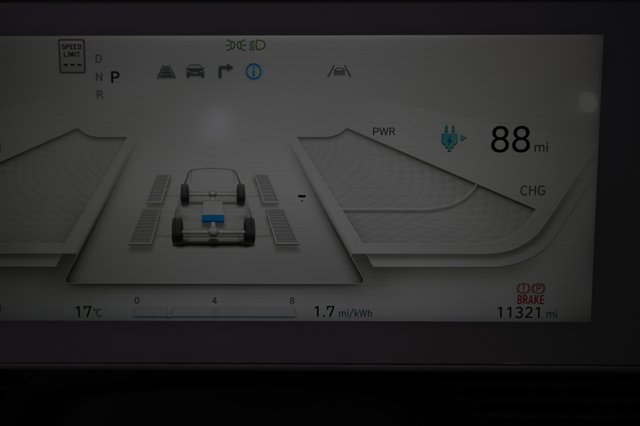 2023 Hyundai IONIQ 5 — photo 5 of 23