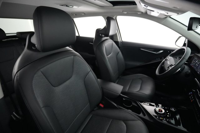 2023 Kia Niro EV — photo 18 of 21