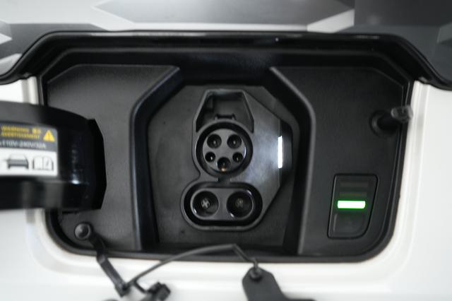 2023 Kia Niro EV — photo 8 of 21