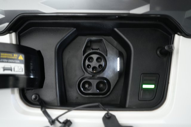 2023 Kia Niro EV — photo 8 of 21