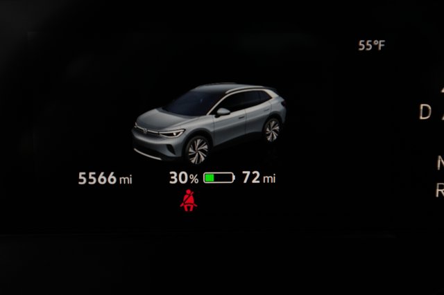 2024 Volkswagen ID.4 — photo 5 of 20