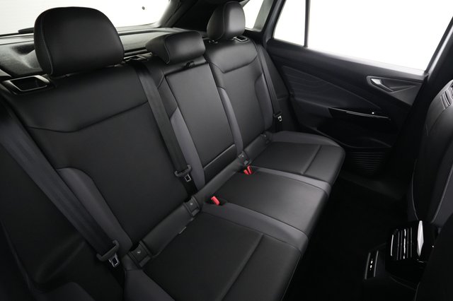 2024 Volkswagen ID.4 — photo 4 of 20
