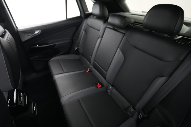 2024 Volkswagen ID.4 — photo 19 of 20