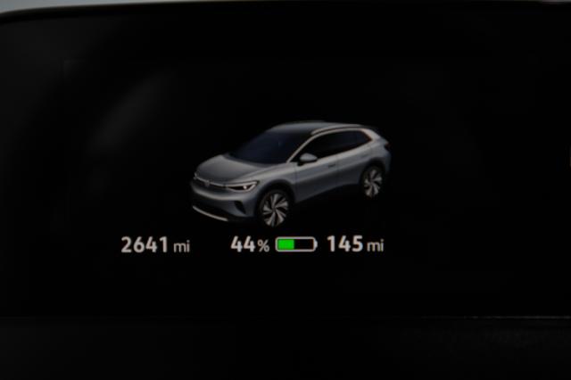 2024 Volkswagen ID.4 — photo 5 of 20
