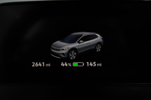 2024 Volkswagen ID.4 — photo 5 of 20