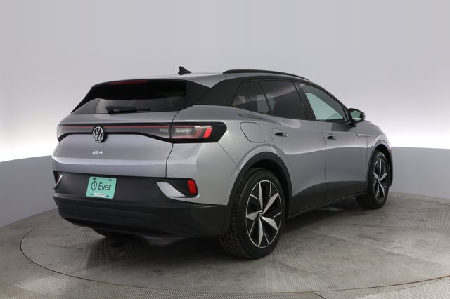2024 Volkswagen ID.4 — photo 2 of 21