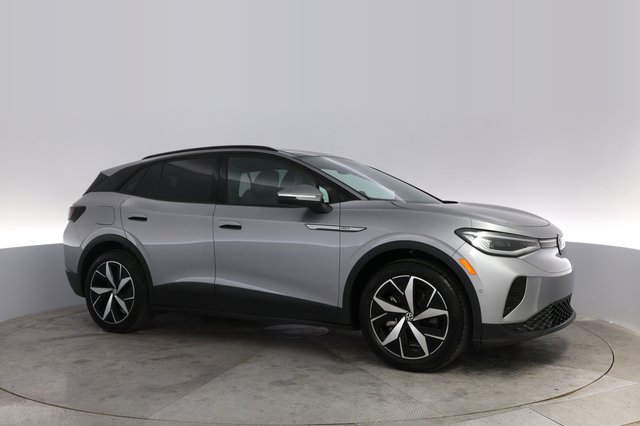 2024 Volkswagen ID.4 — photo 11 of 21