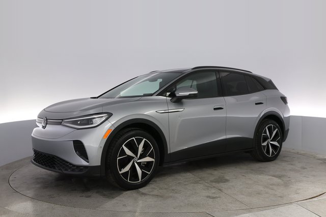 2024 Volkswagen ID.4 — photo 14 of 21
