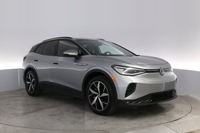 2024 Volkswagen ID.4 — photo 10 of 21