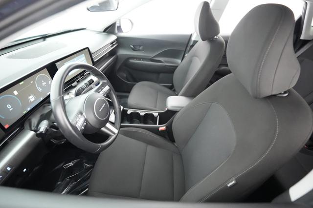 2024 Hyundai Kona Electric — photo 3 of 20