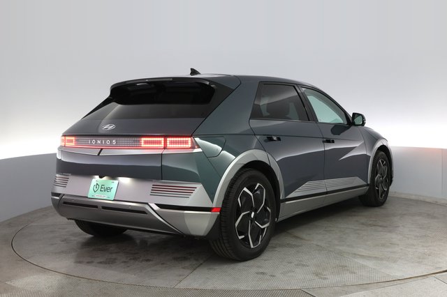 2024 Hyundai IONIQ 5 — photo 2 of 20