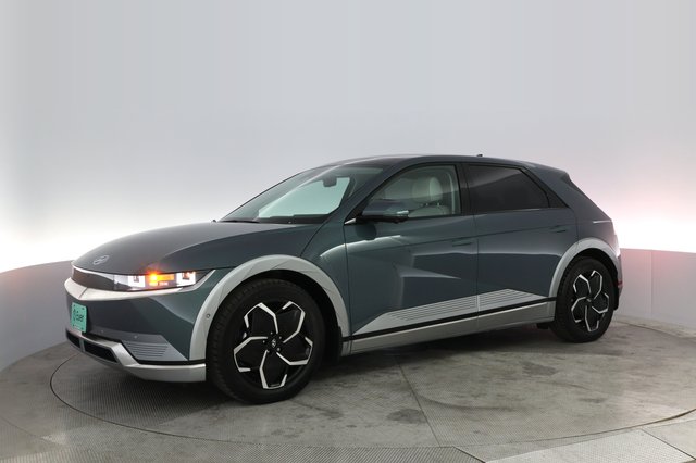 2024 Hyundai IONIQ 5 — photo 14 of 20