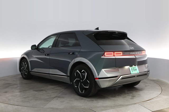 2024 Hyundai IONIQ 5 — photo 13 of 20