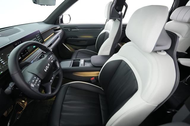 2024 Kia EV9 — photo 3 of 21