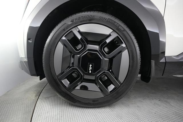 2024 Kia EV9 — photo 7 of 21