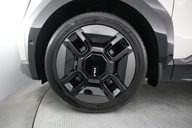2024 Kia EV9 — photo 7 of 21