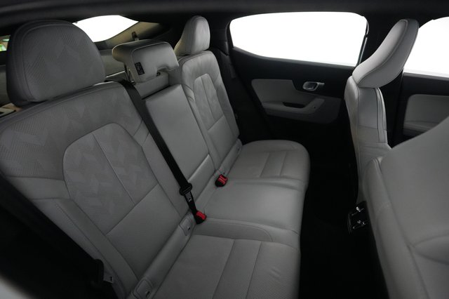 2024 Polestar 2 — photo 4 of 24