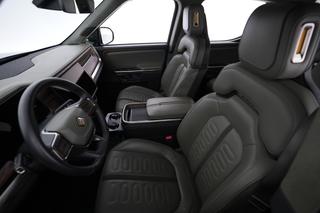 2023 Rivian R1T — photo 3 of 21