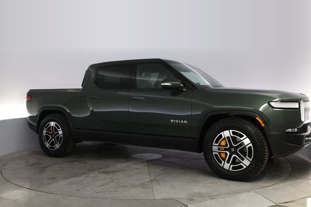 2023 Rivian R1T — photo 11 of 21