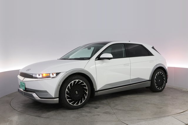 2023 Hyundai IONIQ 5 — photo 14 of 20