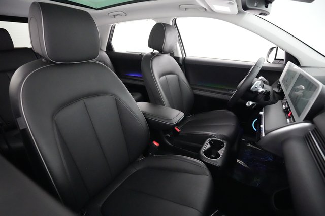 2023 Hyundai IONIQ 5 — photo 18 of 20
