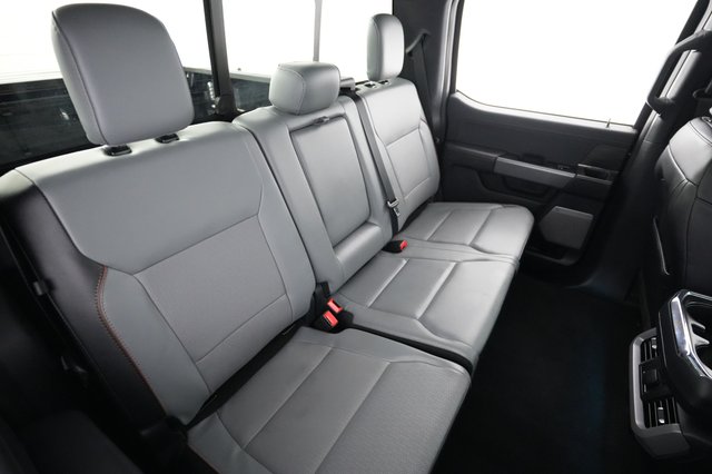 2024 Ford F-150 Lightning — photo 4 of 14