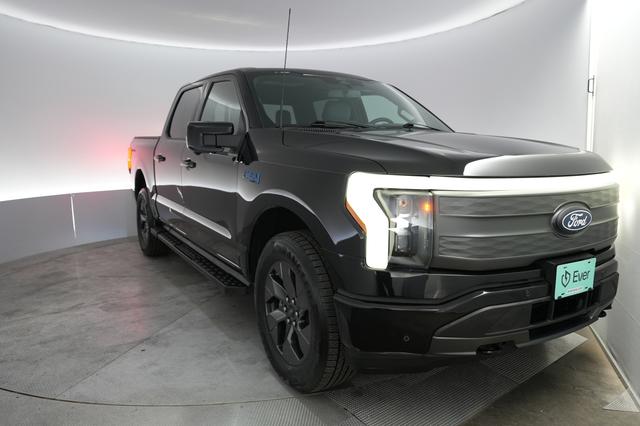 2024 Ford F-150 Lightning — VIN 1FT6W5L73RWG09592