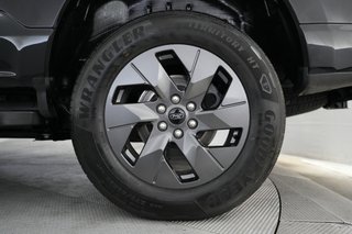 2024 Ford F-150 Lightning — photo 9 of 14