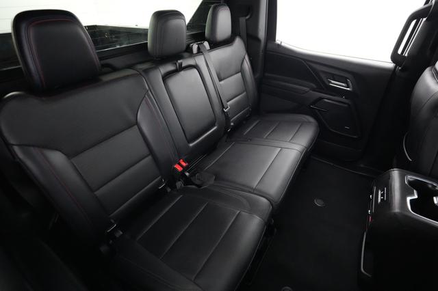 2024 Chevrolet Silverado EV — photo 4 of 15
