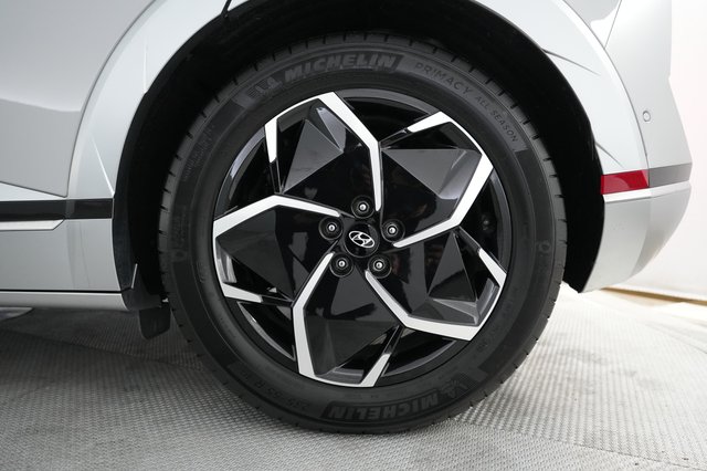 2024 Hyundai IONIQ 5 — photo 17 of 20
