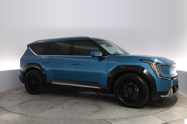 2024 Kia EV9 — photo 11 of 22