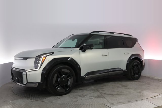 2024 Kia EV9 — photo 13 of 24