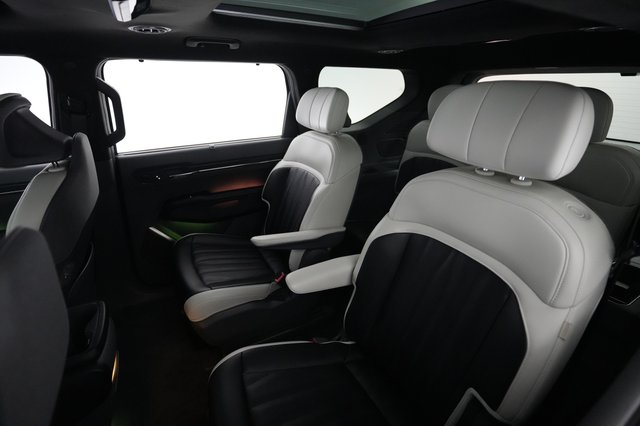 2024 Kia EV9 — photo 19 of 22