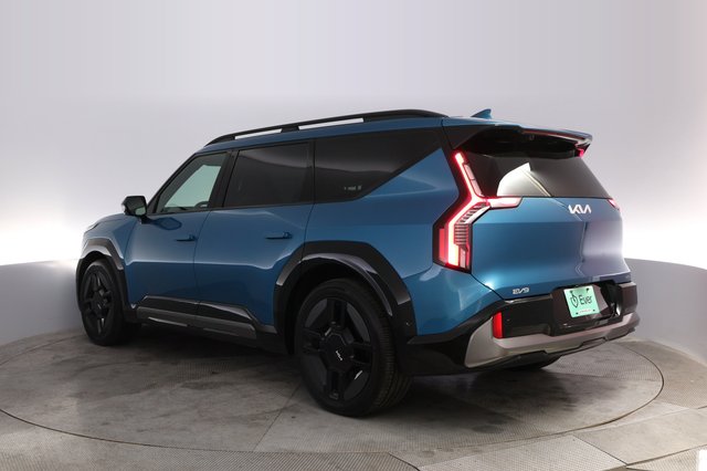 2024 Kia EV9 — photo 13 of 22