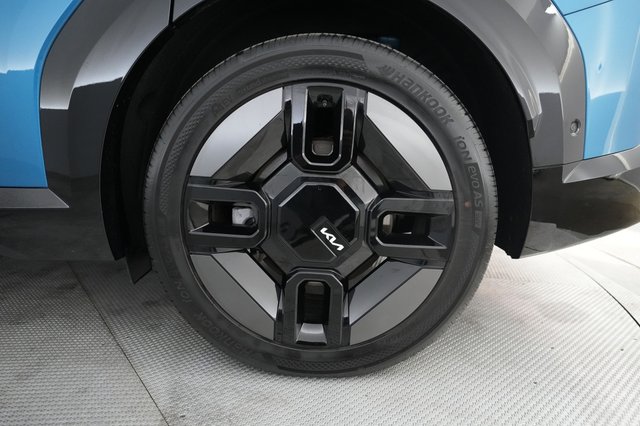 2024 Kia EV9 — photo 7 of 22