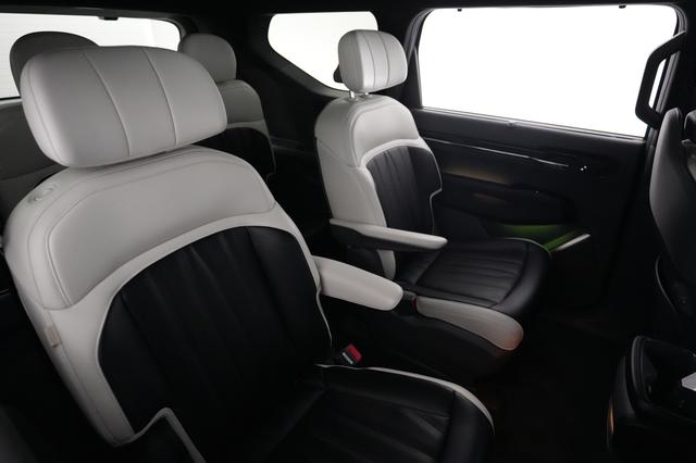 2024 Kia EV9 — photo 4 of 22