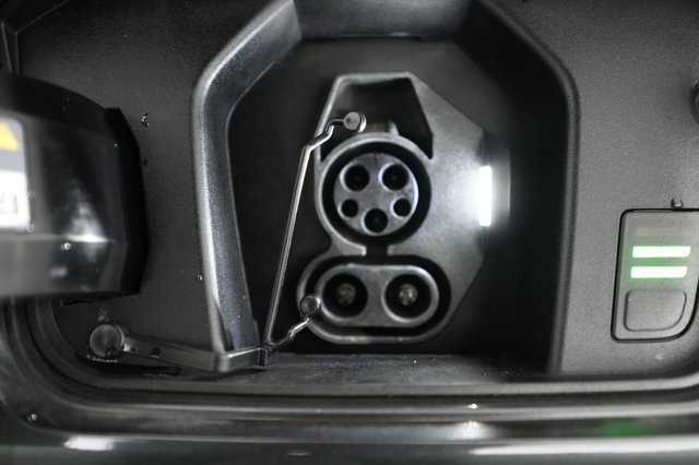 2024 Kia Niro EV — photo 8 of 21
