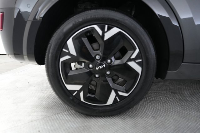 2024 Kia Niro EV — photo 17 of 21
