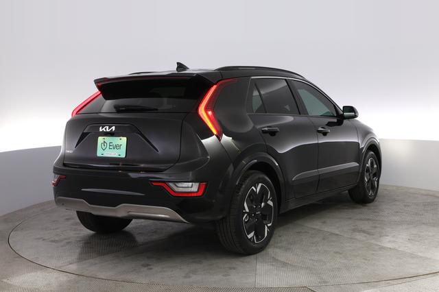 2024 Kia Niro EV — photo 2 of 21