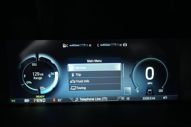 2025 Ford F-150 Lightning — photo 5 of 15