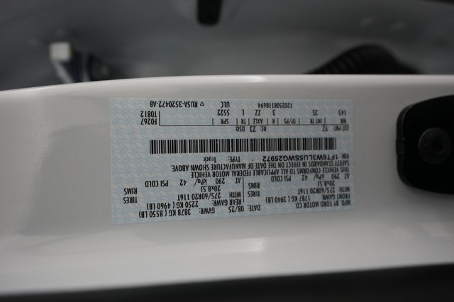 2025 Ford F-150 Lightning — photo 15 of 15