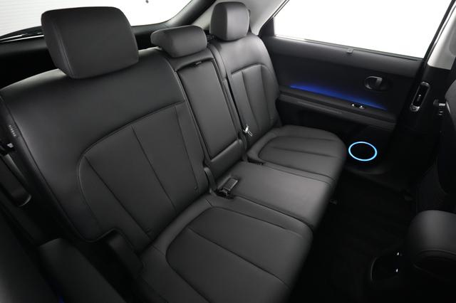 2025 Hyundai IONIQ 5 — photo 4 of 23