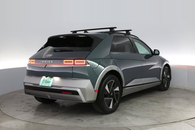 2025 Hyundai IONIQ 5 — photo 2 of 23