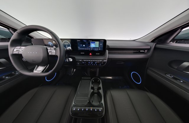 2025 Hyundai IONIQ 5 — photo 21 of 23