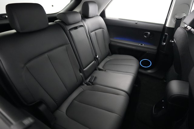 2025 Hyundai IONIQ 5 — photo 4 of 22
