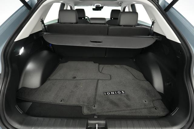 2025 Hyundai IONIQ 5 — photo 6 of 22