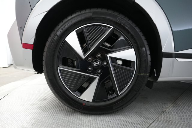 2025 Hyundai IONIQ 5 — photo 15 of 23