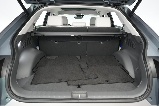 2025 Hyundai IONIQ 5 — photo 6 of 23