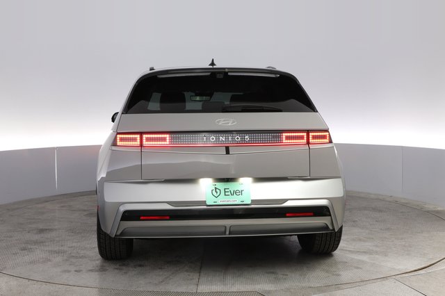 2025 Hyundai IONIQ 5 — photo 12 of 23