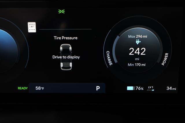 2025 Hyundai IONIQ 5 — photo 5 of 23